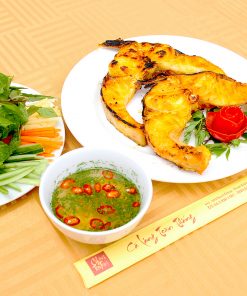 Cá Lăng nướng than hoa